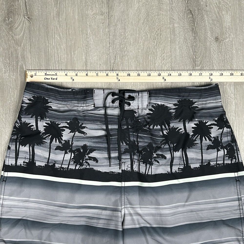 Speedo Mens 2XL Gray Black Tropical Swim Trunks Board Shorts Lined Palm Trees - Picture 6 of 8